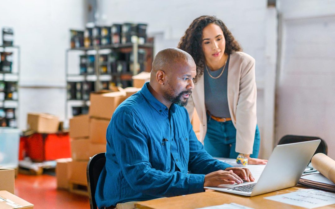 Pourquoi connecter son CMS E-commerce à son prestataire logistique améliore vos performances ?