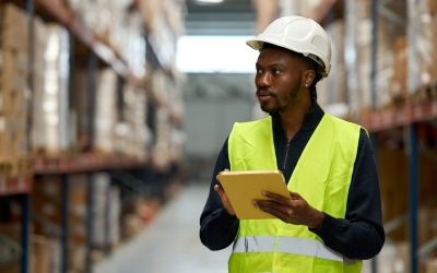 Dans les coulisses d’un entrepôt e-commerce : le vrai quotidien des préparateurs de commandes